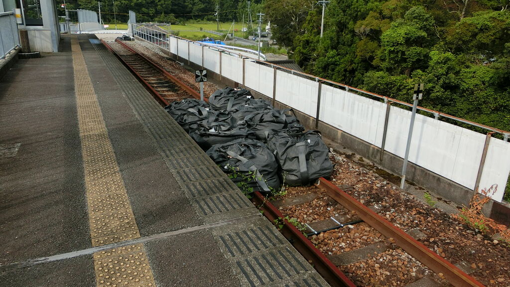 Dmv運行前の阿佐海岸鉄道線へ ふじくん鉄道部 広島 Dmv運行前の阿佐海岸鉄道線へ ふじくん鉄道部 広島