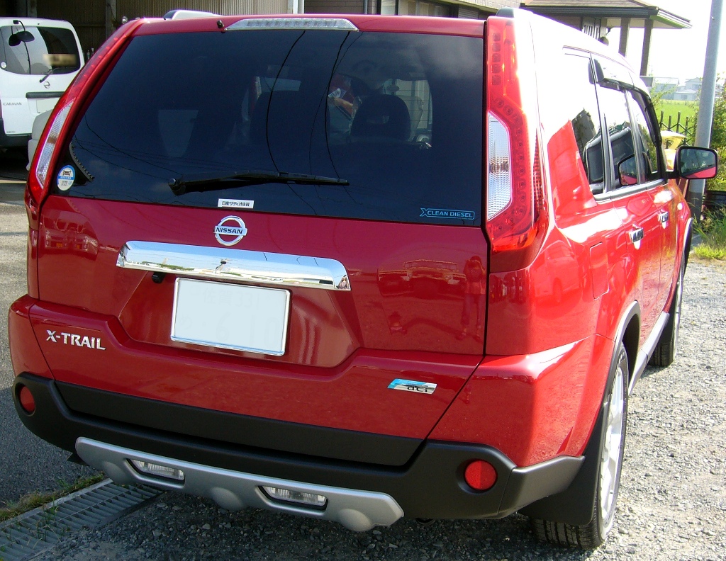 日産 エクストレイルのクリーンディーゼル車を納車しました 佐賀の福岡モータース 鈑金塗装とランクルも得意な整備工場 日産 エクストレイルのクリーンディーゼル車を納車しました 佐賀の福岡モータース 鈑金塗装とランクルも得意な整備工場