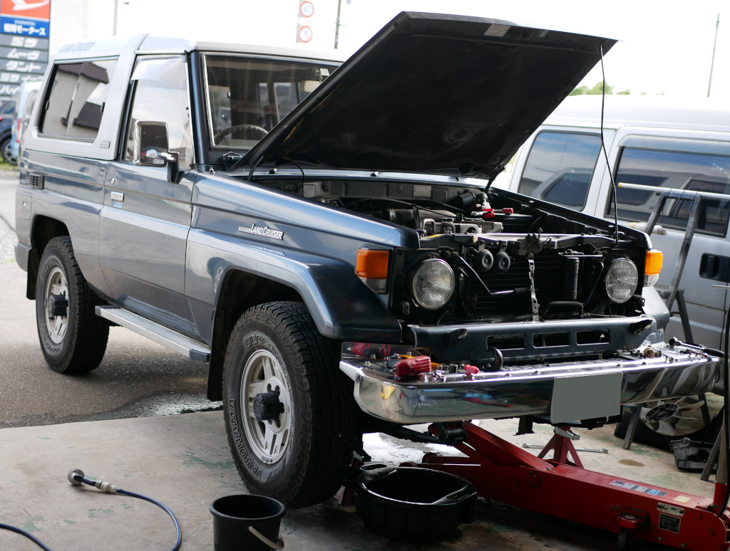 ウォーターポンプ ランドクルーザー HZJ77HV トヨタ ランドクルーザー