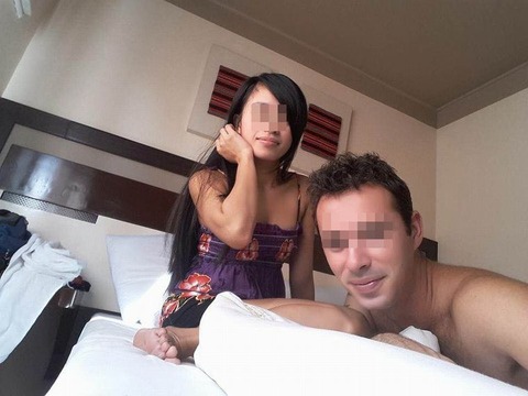 彼女と妻がFBでケンカ