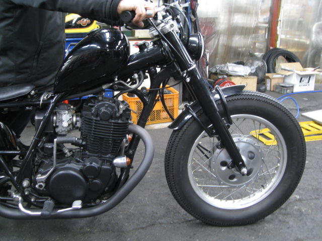 Xlh10 Sr400 カスタム 進行状況 朝林道延期 広島のカスタムバイクショップfactory R54 ブログ