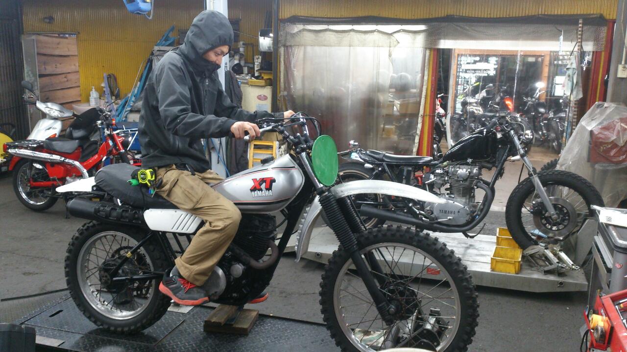 xt250 Endlesssummer仕様 Ke125 タイヤ交換 広島のカスタムバイクショップfactory R54 ブログ xt250 Endlesssummer仕様 Ke125 タイヤ交換 広島のカスタムバイクショップfactory R54 ブログ