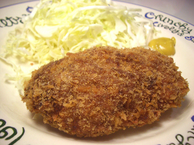 ブルドックうまソースで作る ジューシーなメンチカツ マイホームクッキングダイアリー