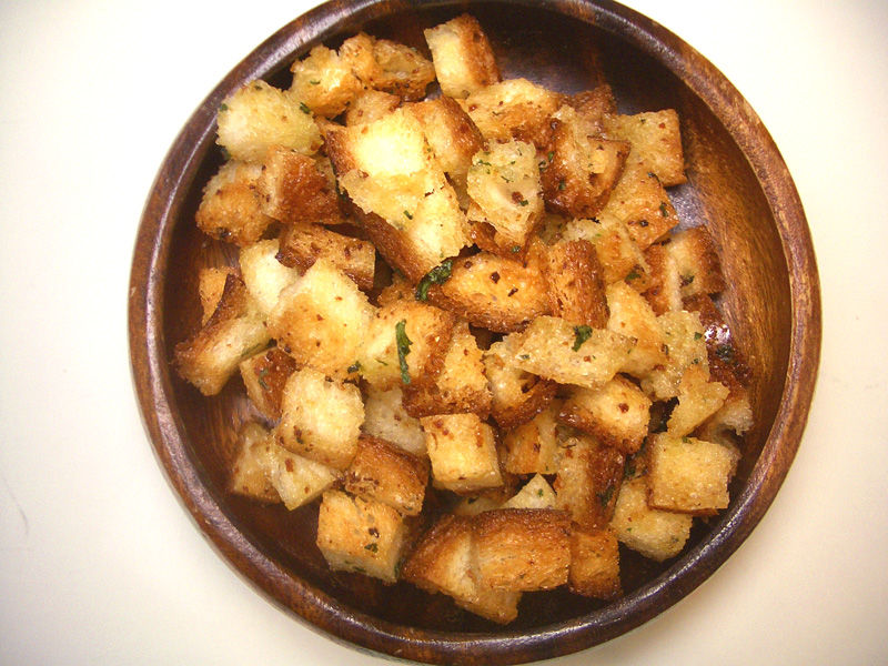 自家製クルトンのレシピ