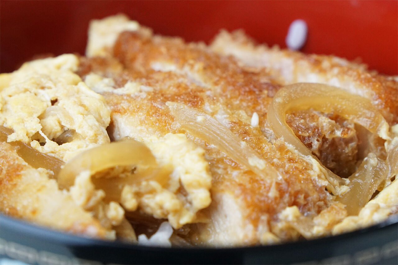 玉子がトロトロで美味しい基本のカツ丼 マイホームクッキングダイアリー