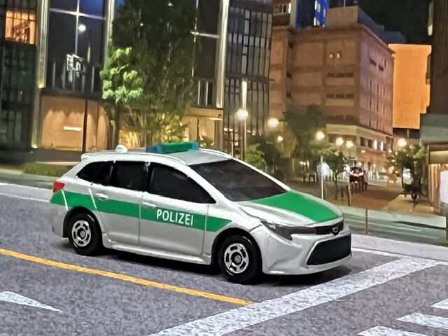 イオンオリジナルトミカ No.86 トヨタ カローラドイツ警察仕様