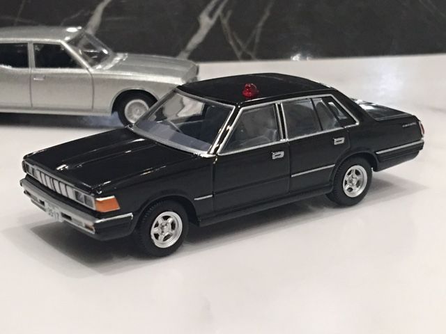 トミテック 西部警察 NISSANセドリック(430型)2台セット Amazon | トミカリミテッドヴィンテージ TLV-NEO 西部警察02