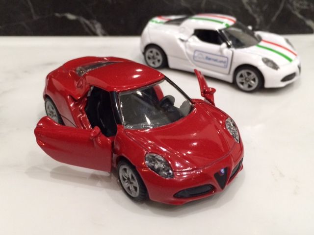 アルファロメオ　4C BBR 1／43 アルファロメオ 4C BBR 1／43 アルファロメオ 4C 1/43 ミニカー