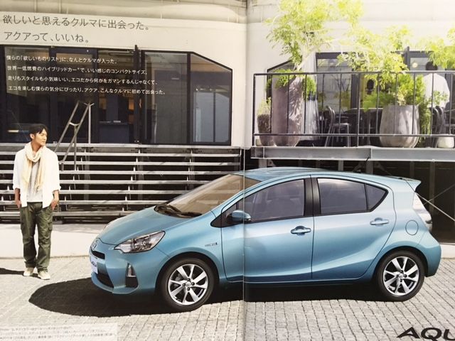 マイナーチェンジ前ですが・・・トヨタ アクア プルバックカー