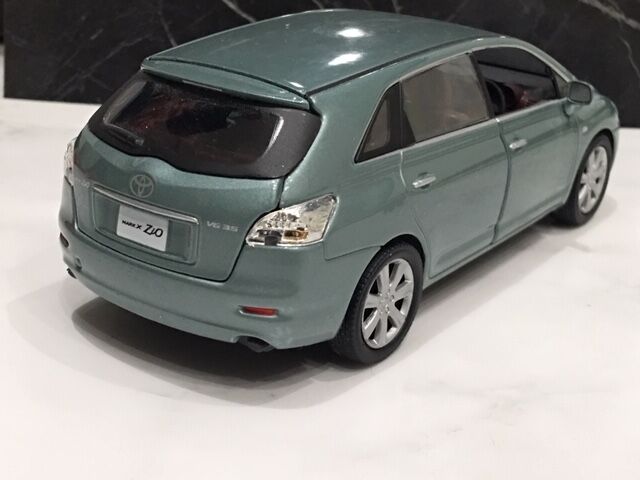 ミニカー カラーサンプル マークX 1/30 ミニカー 銀 非売品（1