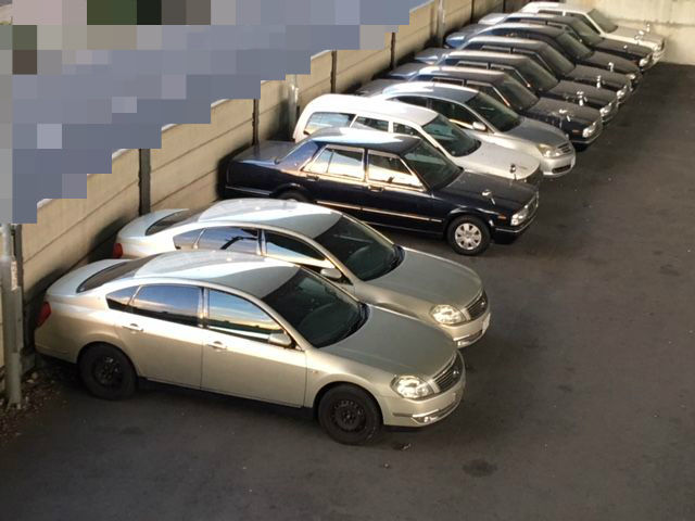パトカーの墓場に行ってみた Fairlady Z Fan