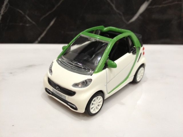 NOREV smart fortwo electric drive cabrio : FAIRLADY Z fan
