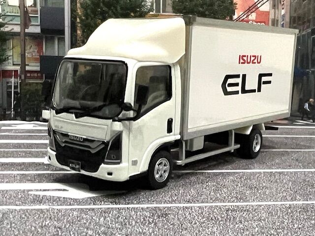 いすゞ　ELF 1/43 いすゞ エルフ 1979 (7UPボトルカー仕様) Isuzu Elf Spark 1/43