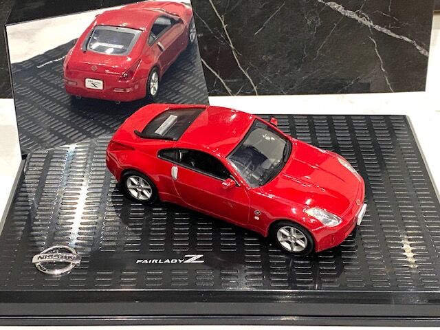 この赤箱は・・・・非売品モデルを新たにゲット : FAIRLADY Z fan
