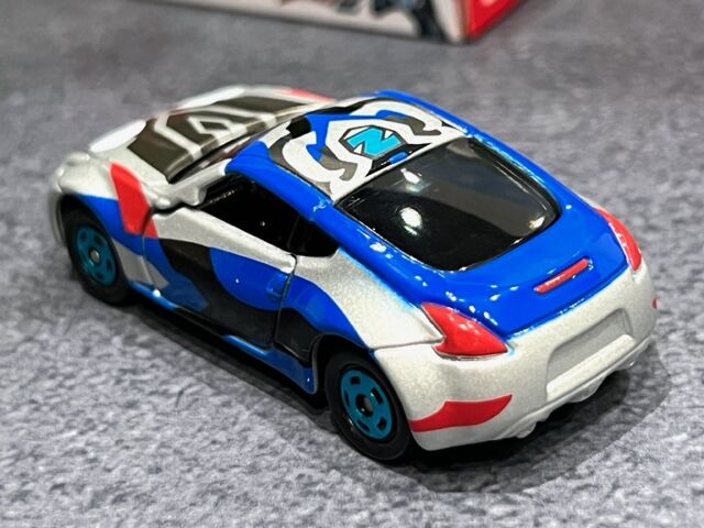 アジア圏限定販売トミカ ウルトラマンゼット オリジナル