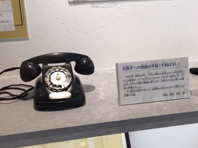 80 年代 90 年代のレトロな携帯電話 - レトロなレンガの携帯電話の装飾 | ヴィンテージレンガ携帯電話モデルクリスマスパーティーの装飾 |  パーティー装飾用シミュレーション写真小道具