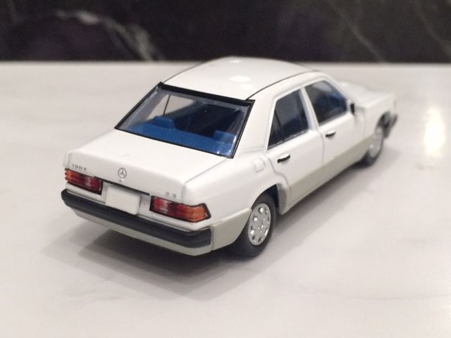 ☆TLV-NEO メルセデスベンツ 190E 2.3 LV-N79b 1/64 中国製 （LV-200