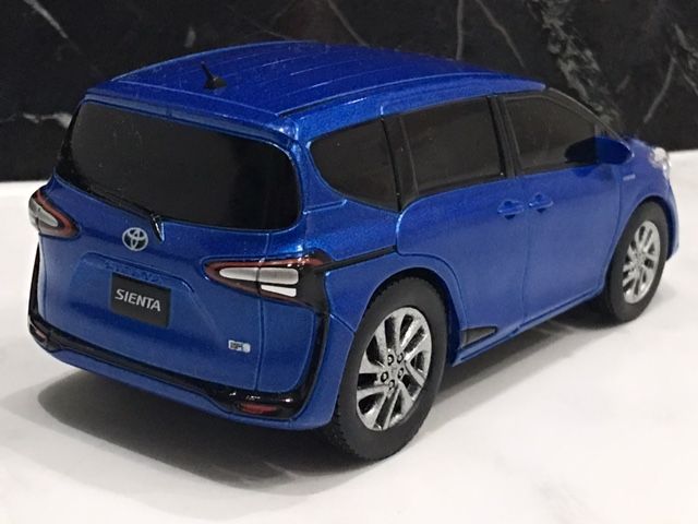 トヨタ シエンタ プルバックカー ブルー ゲット！ : FAIRLADY Z fan