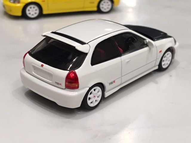 TLV-NEO ホンダ シビック タイプR カスタム仕様 香港限定