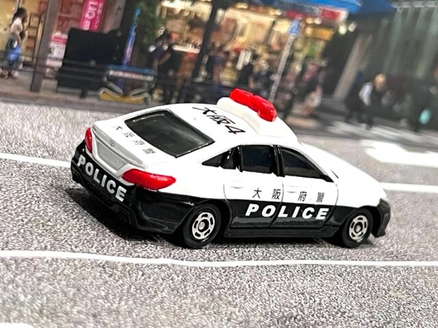 修正版が出た！！大阪府警察職員互助会特注トミカ トヨタ