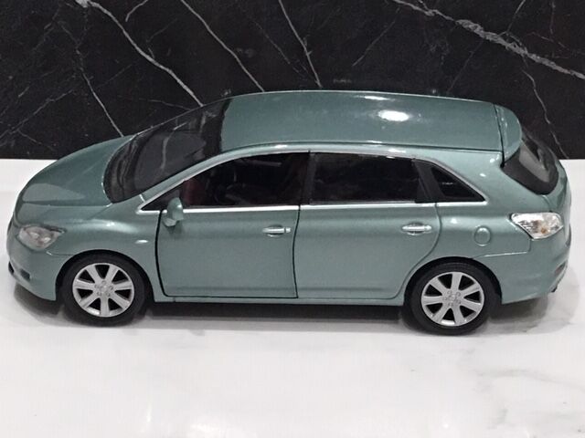 トヨタ マークX Zio カラーサンプル フロスティーグリーンマイカ