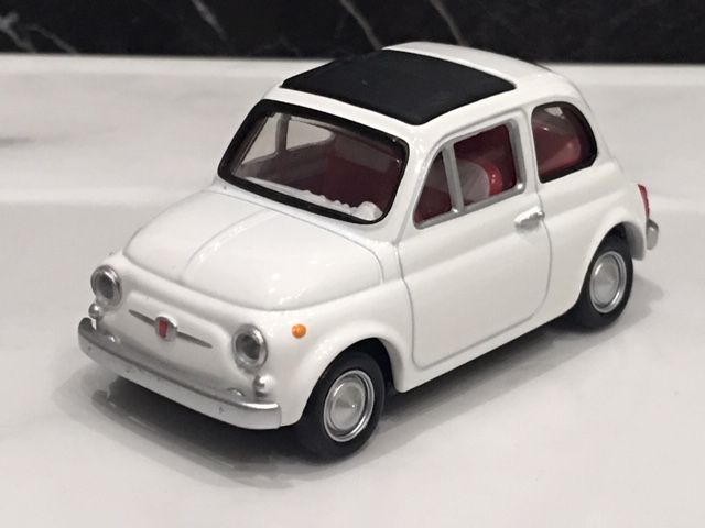 トミカプレミアム モール限定 フィアット500F これって トミカプレミアム モール限定 フィアット500F これって