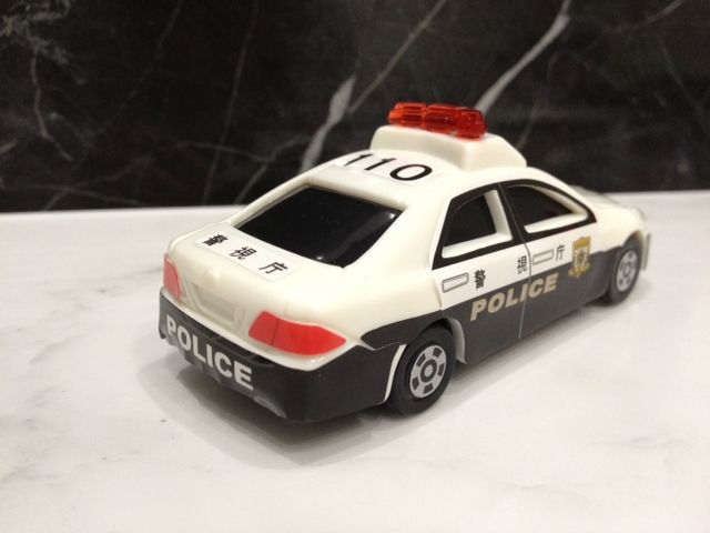 ハッピーセットトミカ追加購入～パトカーキター！！ : FAIRLADY Z fan