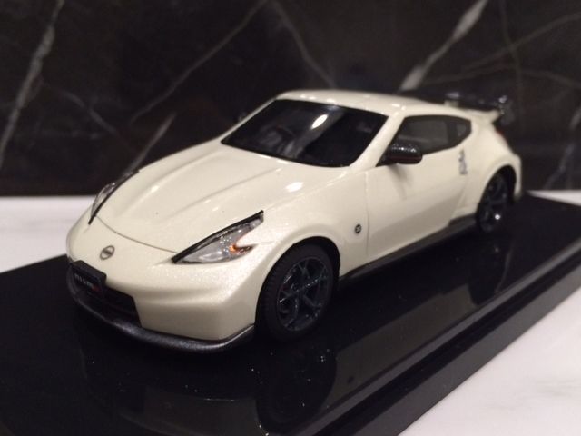 1/43 WIT'S 日産 フェアレディ Z ニスモ 2012 ブリリアント 1/43 WIT'S 日産 フェアレディ Z ニスモ 2012 ブリリアント