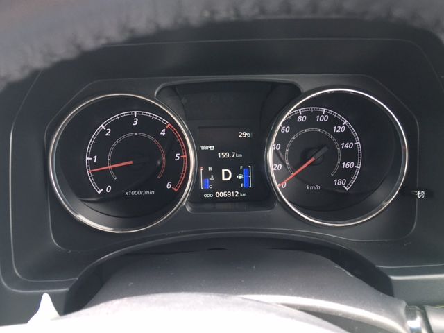 この車を借りて行きました 三菱デリカd5 クリーンディーゼル Fairlady Z Fan