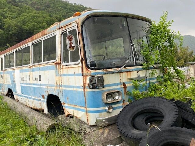 とある会社の送迎バスの廃車体 : FAIRLADY Z fan