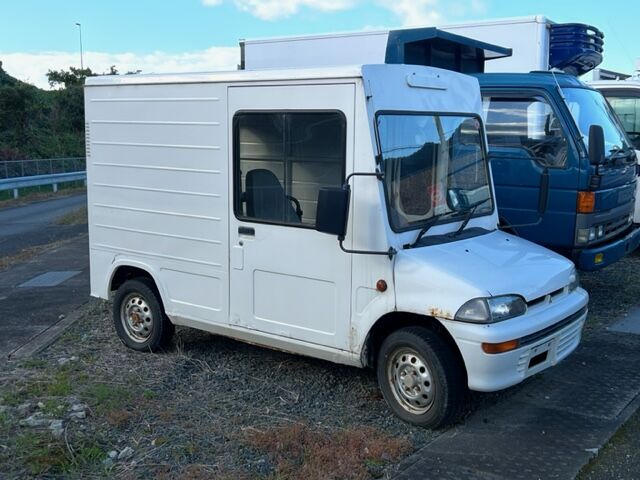 ミニカウォークスルーバン 三菱ミニカウォークスルーバン 1989年式｜r615 - キッチンカー販売