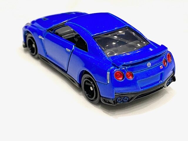日産特注トミカ NISSAN GT-R 2020 model (ワンガンブルー
