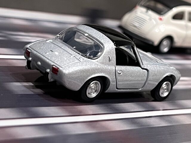 今月の新車 トミカプレミアム 46 トヨタ スポーツ800 : FAIRLADY Z fan