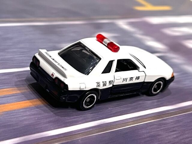 トミカイベントモデル 日産スカイラインGT-R (BNR32) パトロールカー