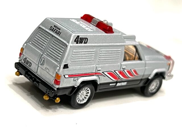 トミカプレミアム アンリミテッド 10 西部警察 サファリ 4WD