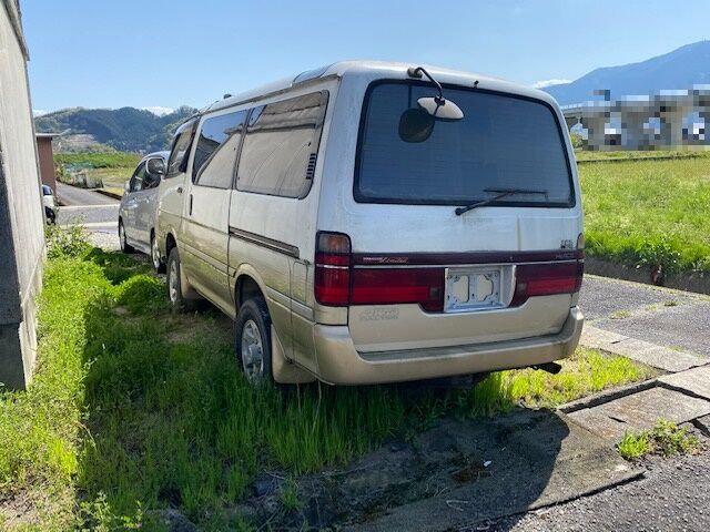 当時は一番高かった100系ハイエースワゴン！！ : FAIRLADY Z fan