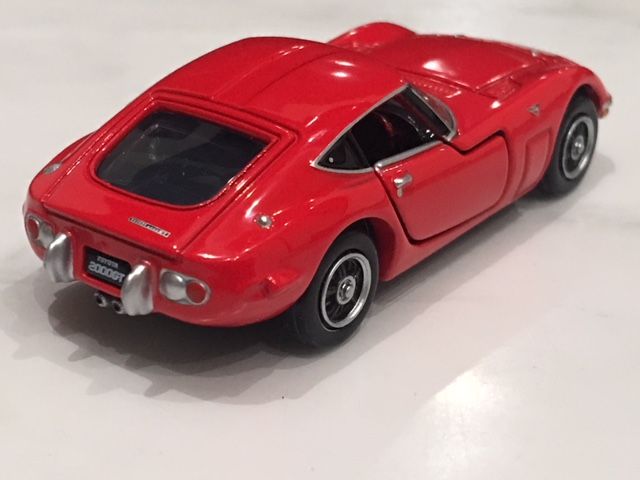 タカラトミーモール限定 トミカプレミアム トヨタ2000GT レッド