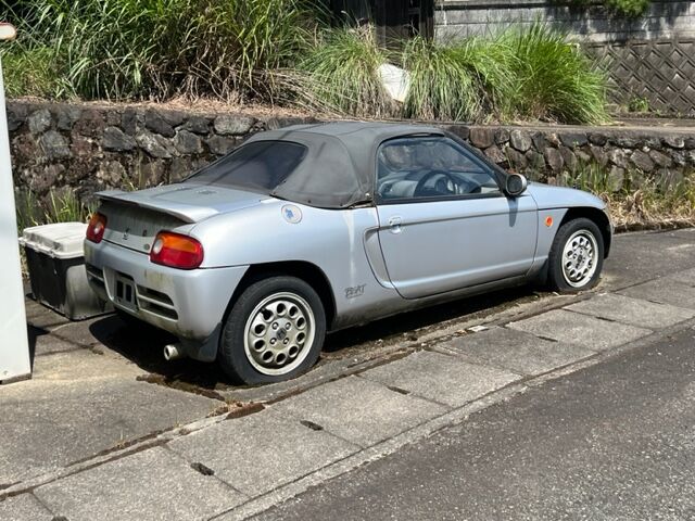まだまだ乗れそう！？ホンダ ビートの放置車 : FAIRLADY Z fan
