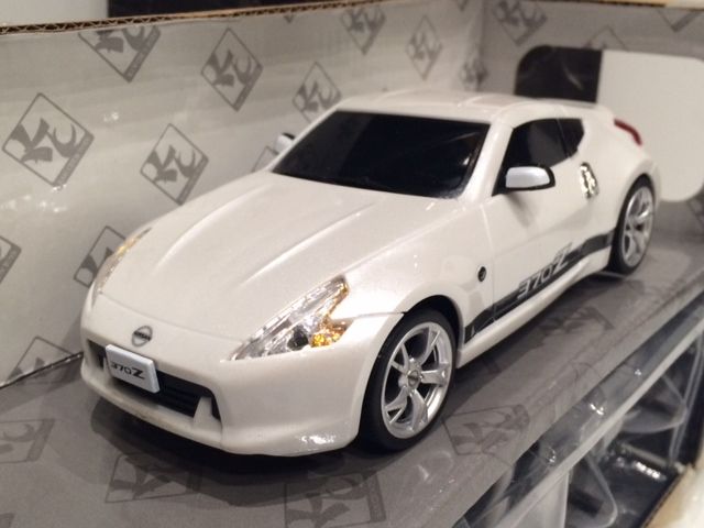 1/26 KAM CHUN TOYS RC NISSAN 370Z ホワイト : FAIRLADY Z fan