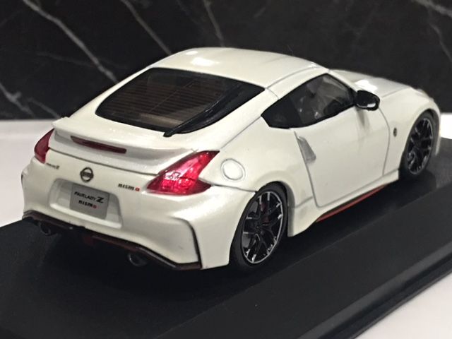 大特価放出! 日産 1/43 フェアレディZニスモ ディーラー特注 S-tune Z33 乗用車