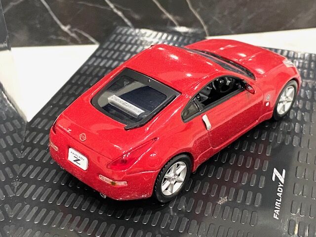 この赤箱は・・・・非売品モデルを新たにゲット : FAIRLADY Z fan