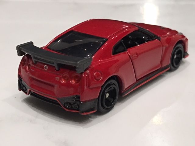 トミカ 日産限定 NISSAN GT-R NISMO バイブラントレッド トミカ NISSAN GT-R NISMO バイブラントレッド 日産 特注 - メルカリ