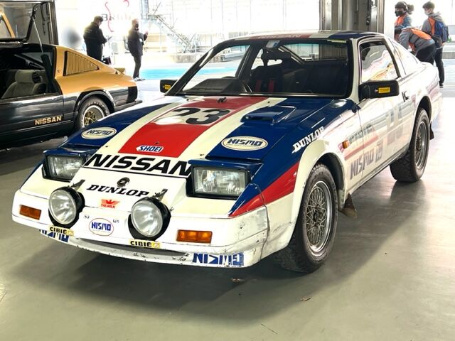 ニスモフェスティバル 2022 パドックエリア : FAIRLADY Z fan