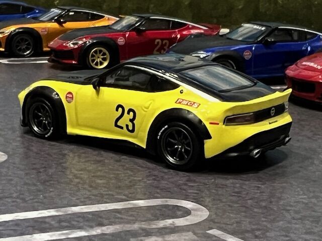 1/64 MINI GT Nissan Fairlady Z (Nissan Z)LB Nation Works Ikazuchi