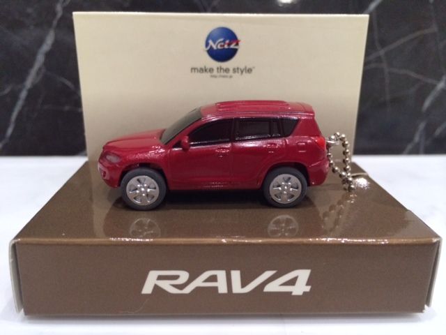 【お買得/全5色セット】トヨタ/RAV4/LEDプルバックミニカーキーホルダー 51vp08g7EvL._UF350,350_QL50_.jpg
