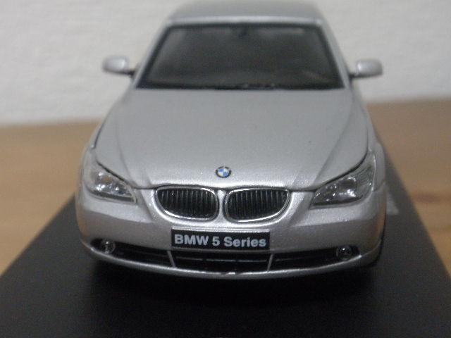 1/43京商 BMW 545i Sedan シルバー : FAIRLADY Z fan