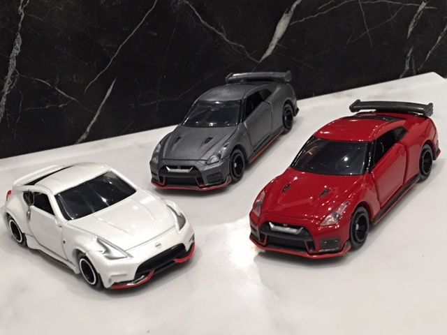 日産特注トミカ GT-R NISMO Vibrant Red : FAIRLADY Z fan