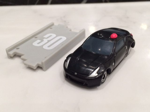 ポケットトミカ いっしょにあそぼう！ 車両基地編 : FAIRLADY Z fan