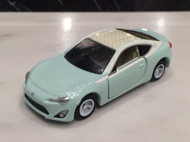 うちにもやって来た・・・Fuji 86 style with BRZ 2015 限定トミカ