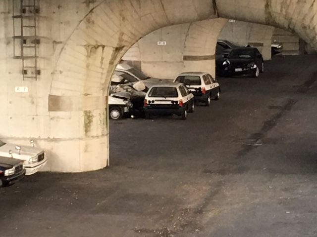 パトカーの墓場に行ってみた Fairlady Z Fan